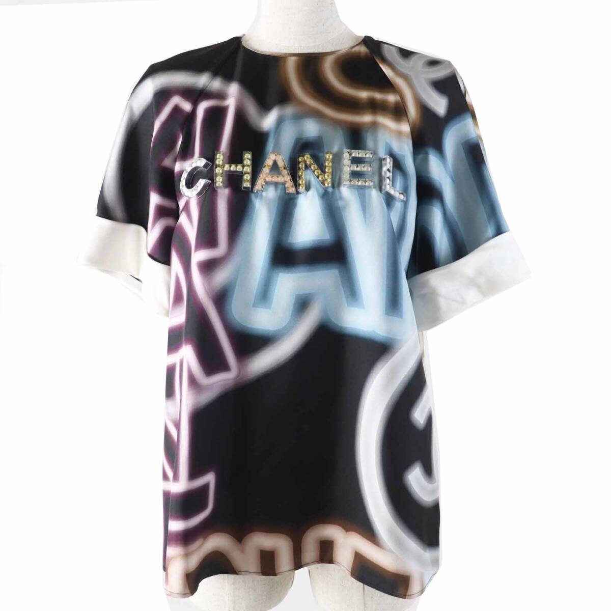 極美品◎CHANEL シャネル P70594 シルク100％ ココマークボタン フロントロゴ ショートスリーブ トップス ネオンカラー マルチ 36 正規(guī)品