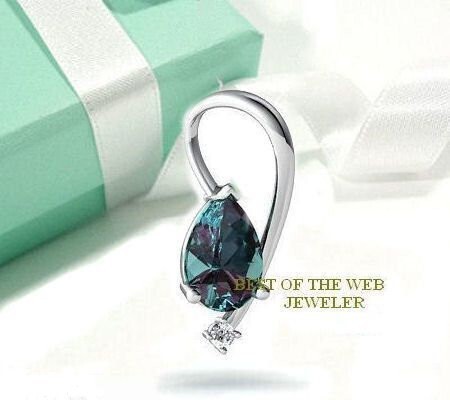 【光によって色が変わる不思議な寶石】/ 3.22ct / アレキサンドライト ★ / 素敵??！/ カラーチェンジ / ネックレス - BOX付！