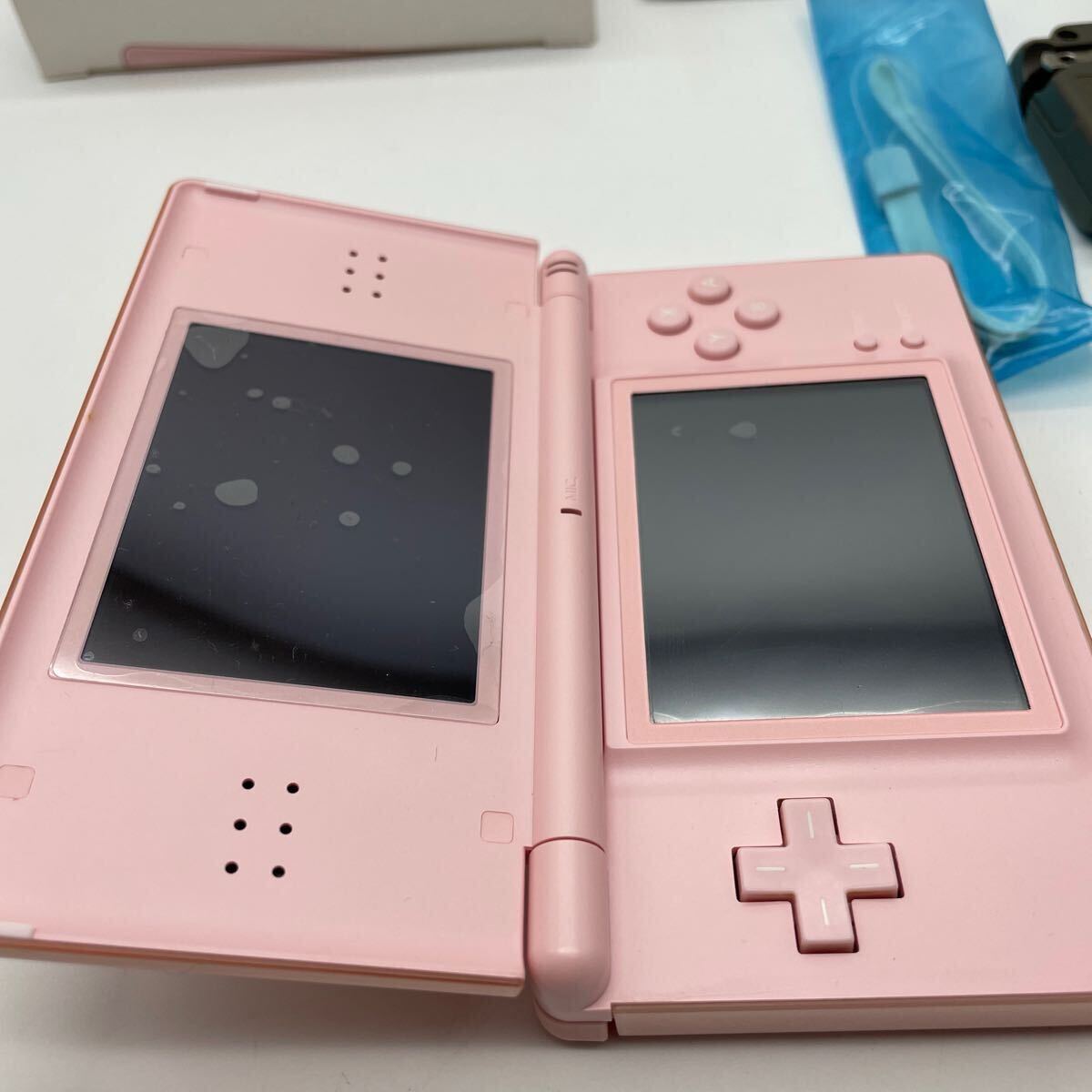 新品同様 Nintendo DS Lite ニンテンドーDS 箱 説明書 充電器
