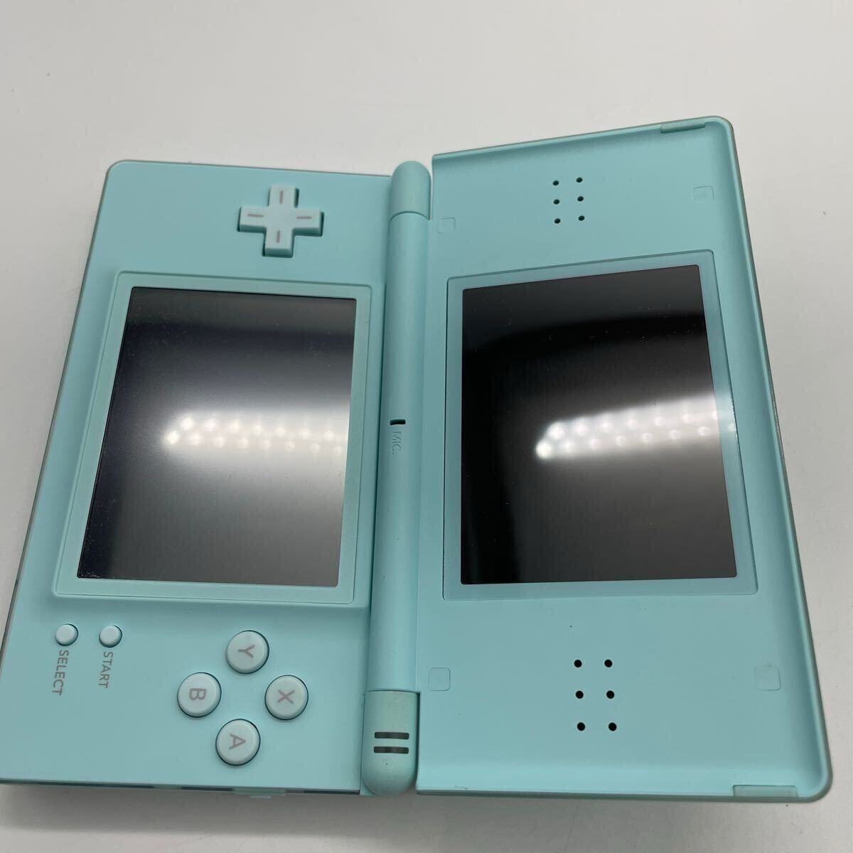 日本最大級 新品同様 Nintendo DS Lite ニンテンドーDS 箱 説明書 充電器 DS Lite
