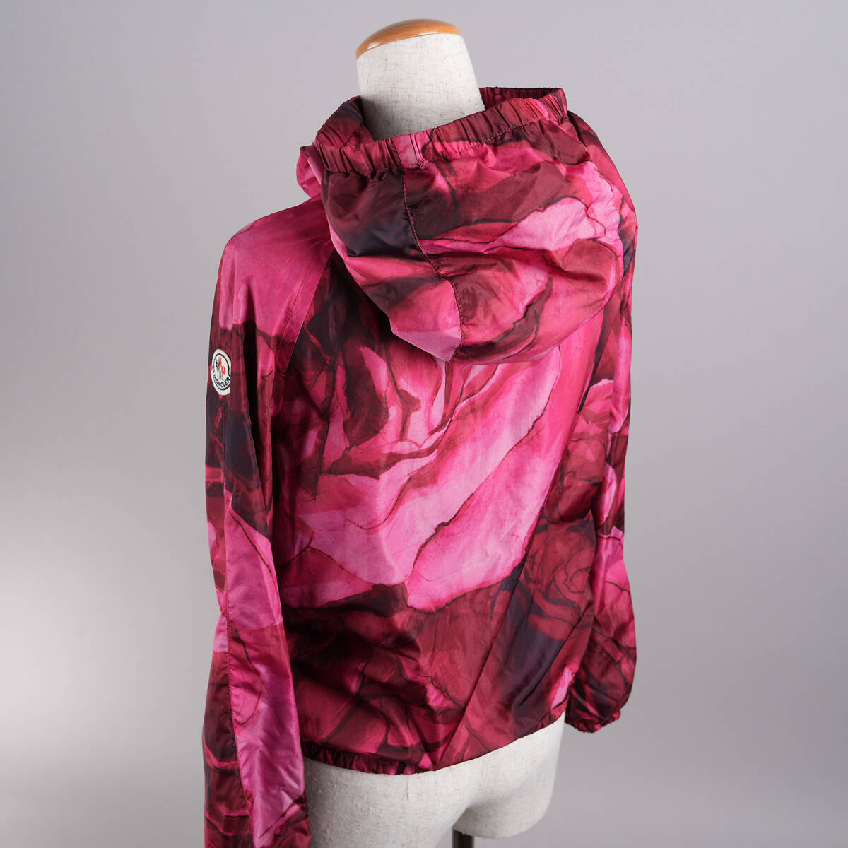 【即決?送料無料】美品 [SOLEIL]モンクレール [サイズ00] [レッド] レディース ジャパンタグ MONCLER 