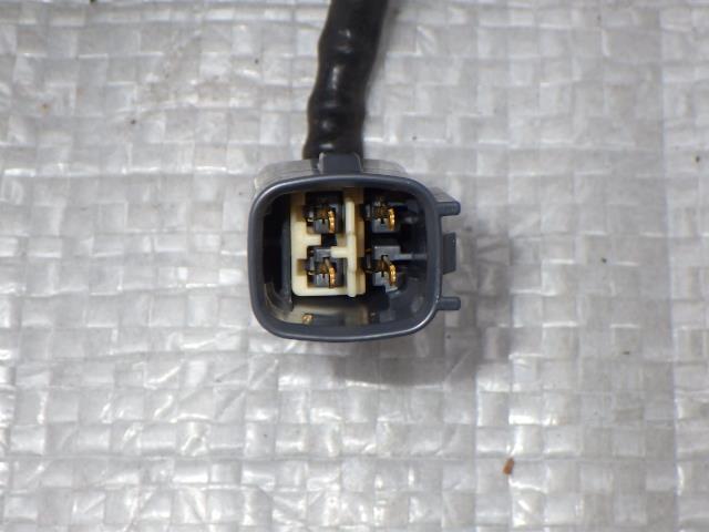 レクサス LS DBA-VXFA50 触媒 V35A-FTS 085 左 FUTABA センサーツキ 17500-70010_画像6