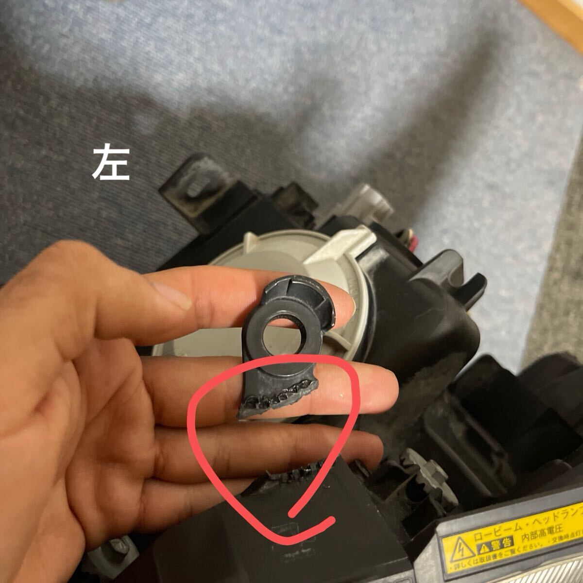 プリウス 30系 ZVW30 後期 HID 刻印モ ヘッドライト 左右セット 送料込み 即決 点灯済 コンピュータ付き 