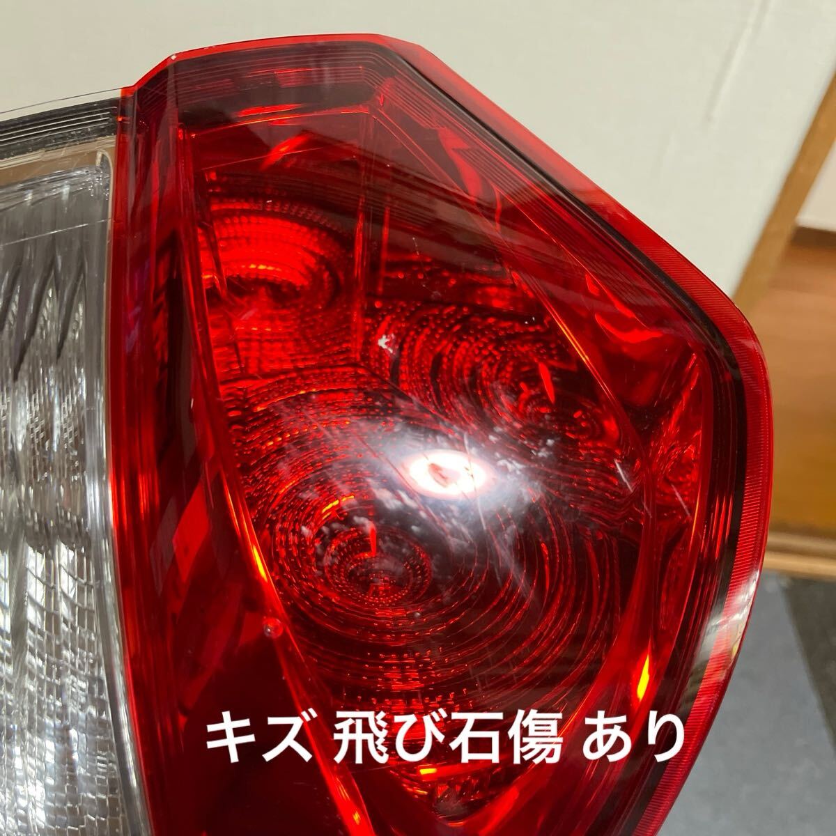 ヴィッツ KSP130 NSP130 NHP130 後期 純正 左テールライト