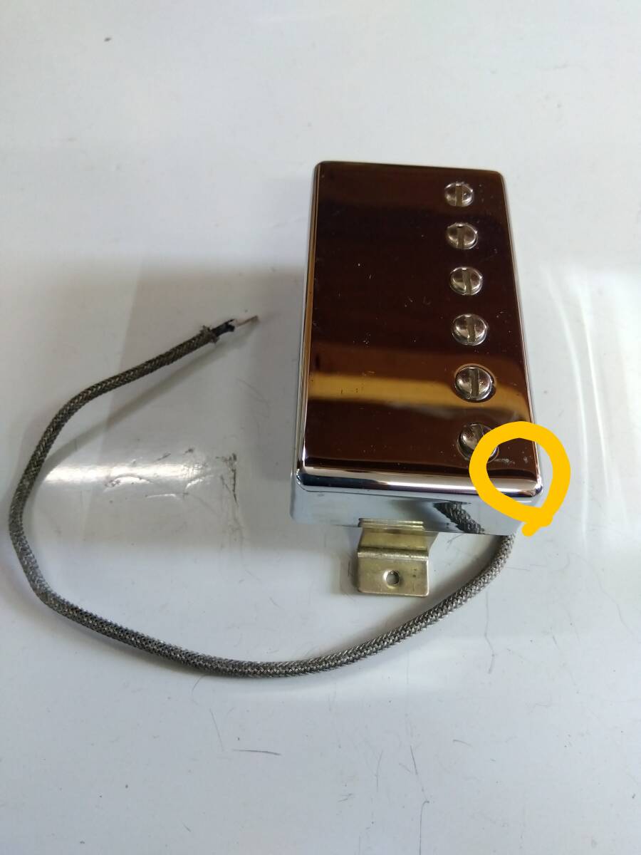 黃?に傷があります。
