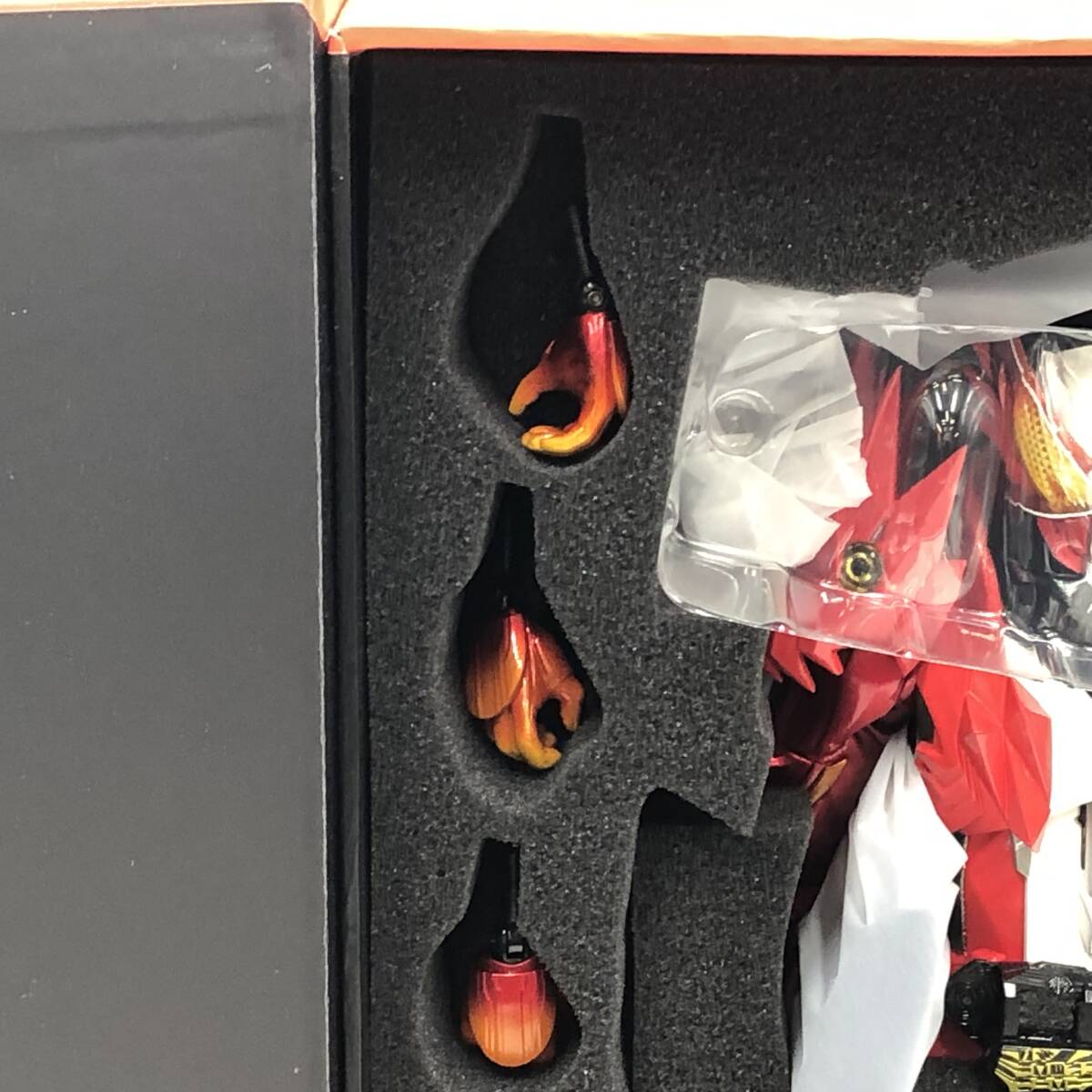 玩L33 【ブリスター未開(kāi)封】フィギュア メディコムトイ RAH GENESIS 仮面ライダーセイバー ブレイブドラゴン 「仮面ライダーセイバー」