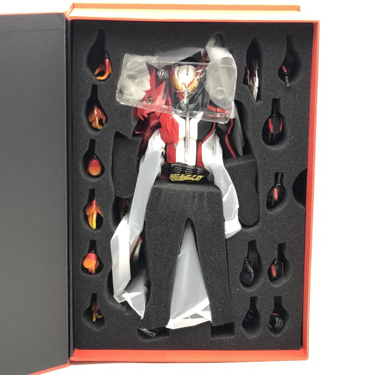 玩L33 【ブリスター未開(kāi)封】フィギュア メディコムトイ RAH GENESIS 仮面ライダーセイバー ブレイブドラゴン 「仮面ライダーセイバー」