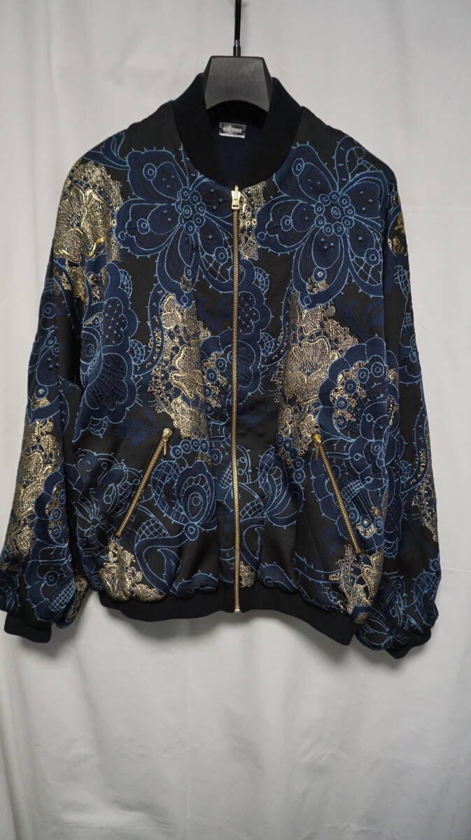 【美品】ALEXIS MABILLE アレクシスマビーユ 刺繍デザインブルゾン リバーシブル 【サイズ36】 ブラック ダークブルー ゴールド
