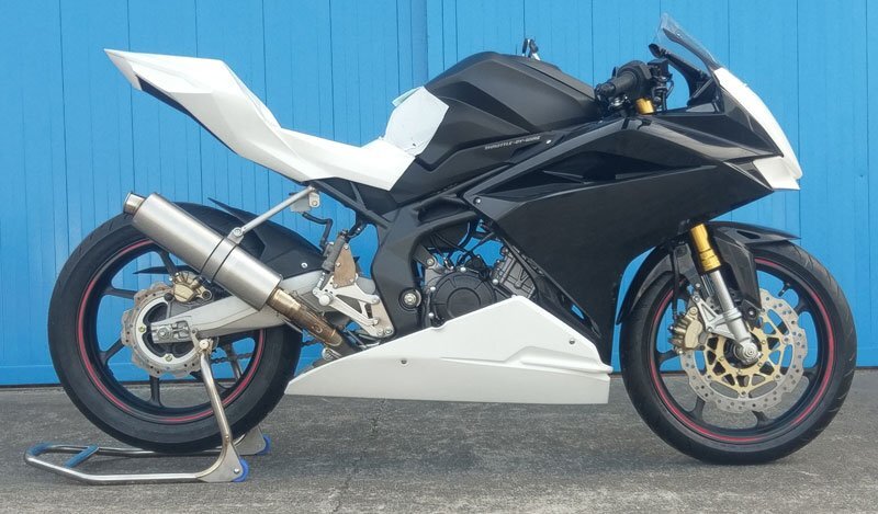 GSX-R125（DL33B）　GSX-R150　　　リヤスタンド　BA00-093　バトルファクトリー 　　　GSX-S125　GOOSE　　