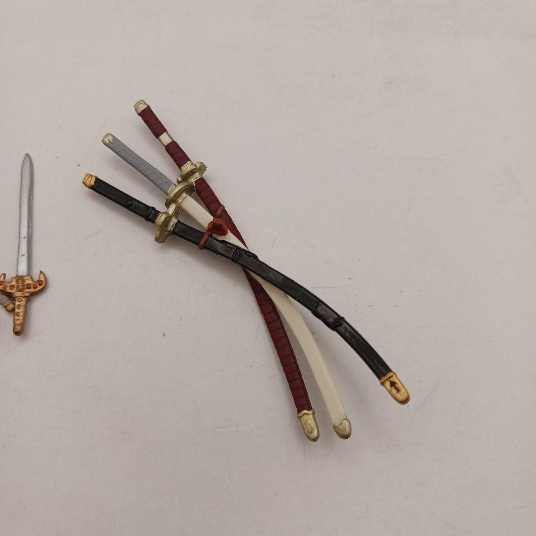 刀剣畫報(bào)付録　刀剣所蔵施設(shè)ガイド、ロロノアゾロ三刀流、武器いろいろ