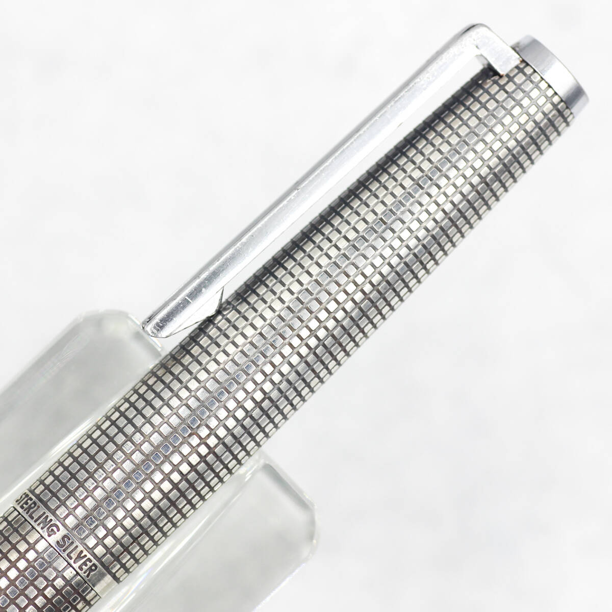 美品 パイロット 萬年筆 カスタムＫ（初代） スターリングシルバー（銀制） 格子柄 萬年筆 大型１８金Ｂニブ 純正コンバーター付?。ㄎ溆桑? bimg=