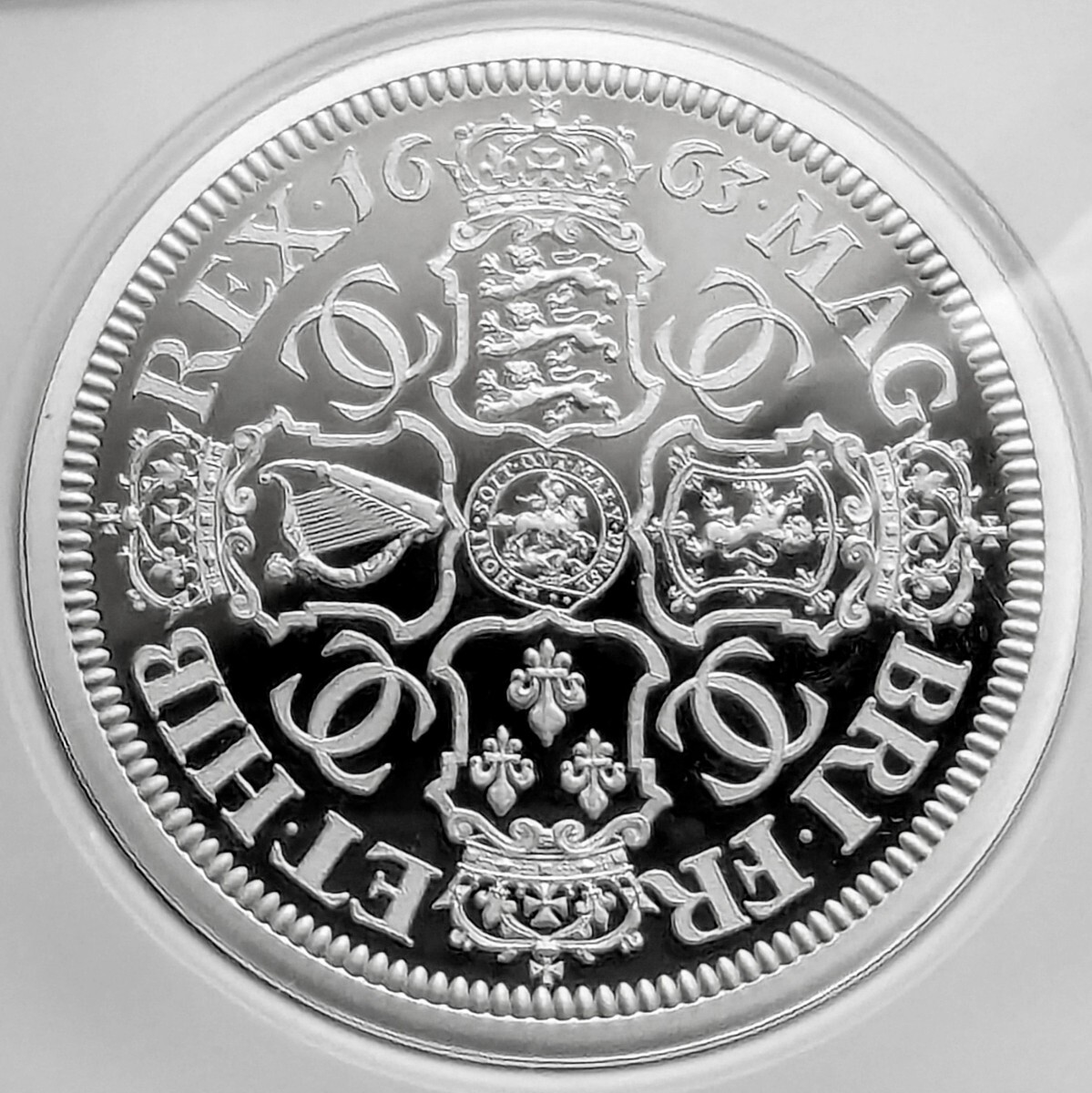 人気ブランドからコーディネートを探す 銀貨 2オンス 純銀 ☆1円スタート 2023年 ロイヤル イギリス その他