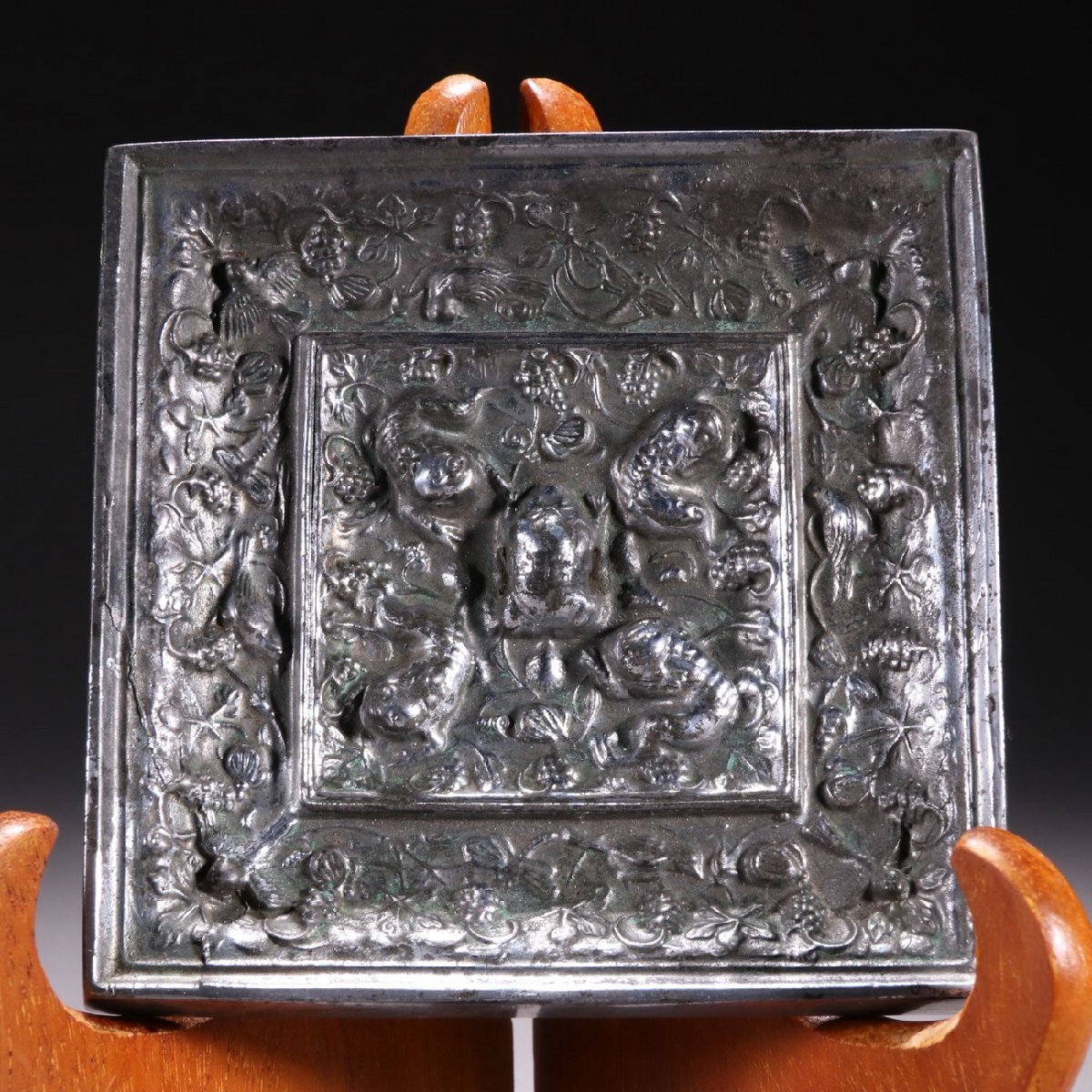 善古堂】某収集家放出品 時代物 青銅・ブロンズ 海獣葡萄鏡 時代