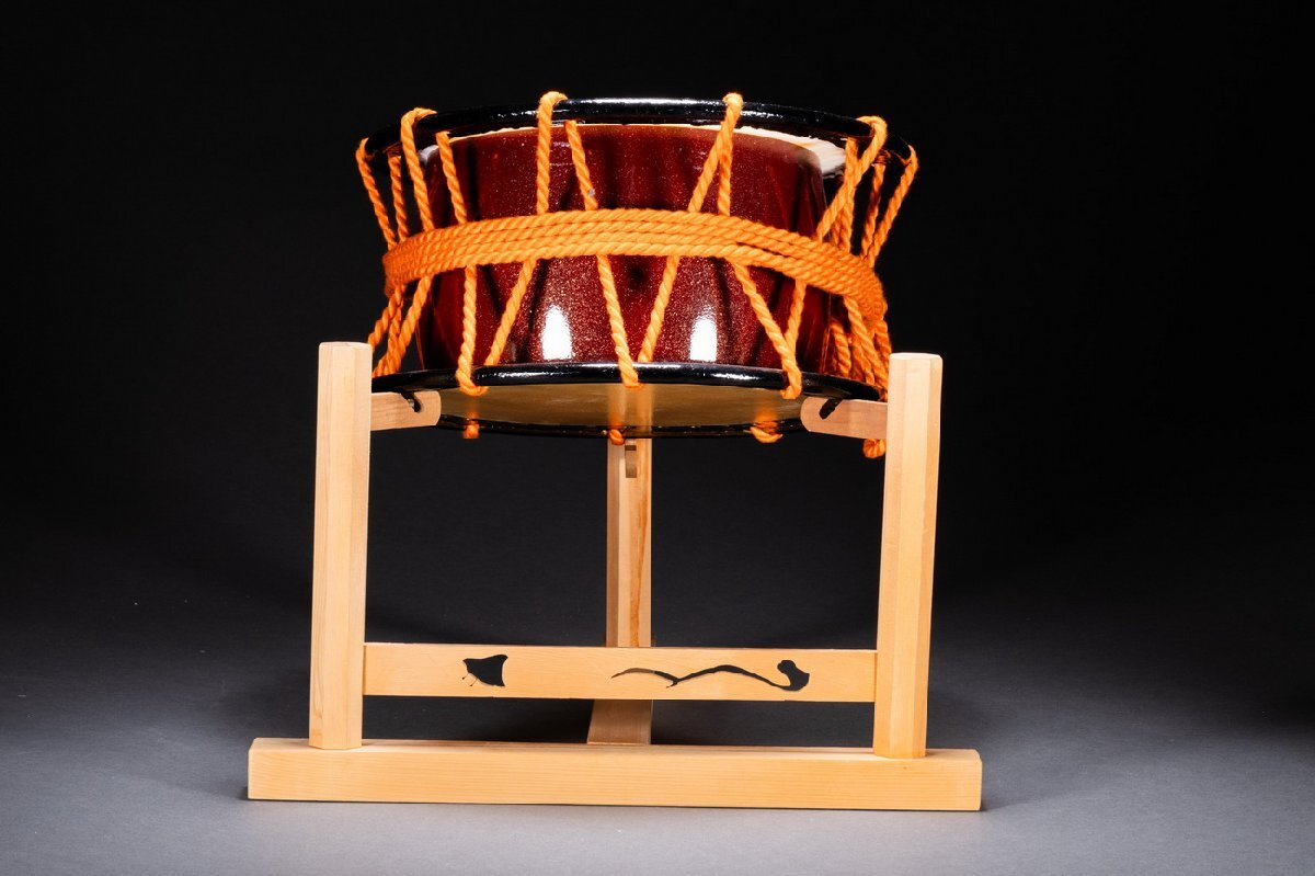 【善古堂】某有名オークション買入 昭和時代物 鼓 太鼓 和歌 雅楽 和楽器 漆器　蒔絵 能楽 伝統(tǒng)蕓能 小唄 打楽器 古美術(shù)74S-237S05