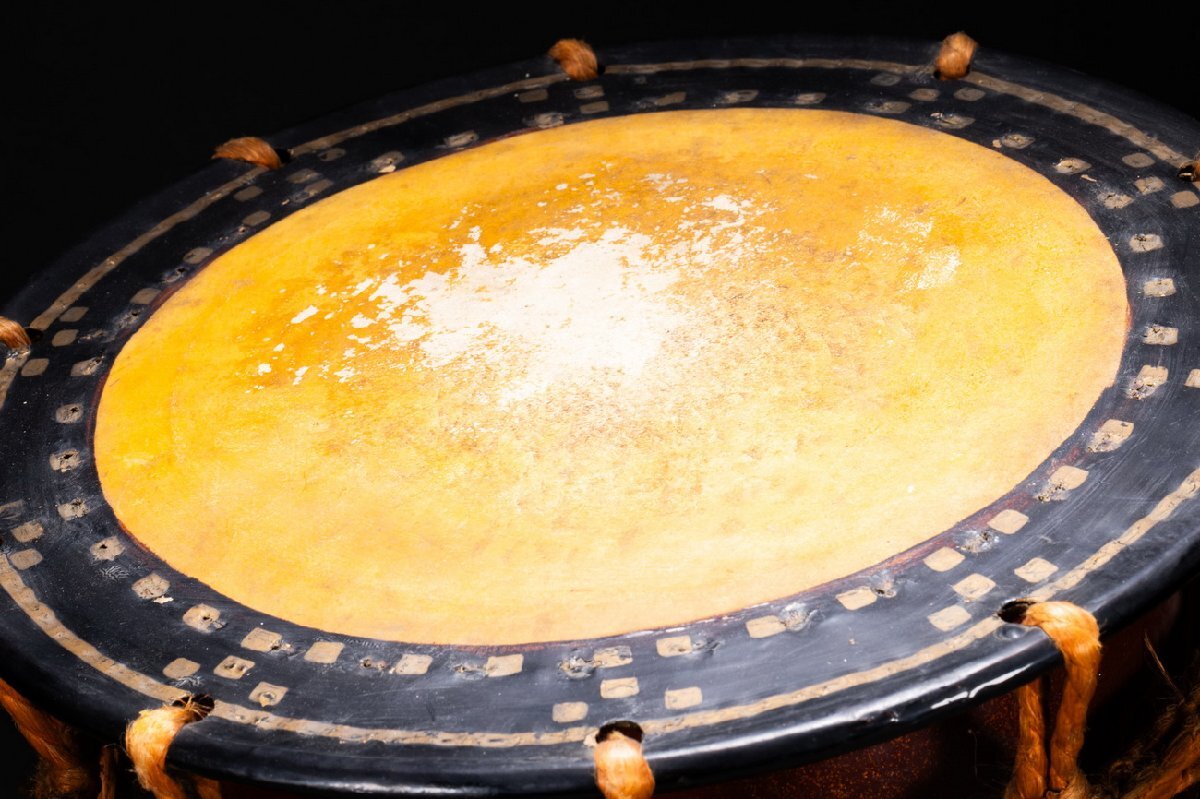 【善古堂】某有名オークション買入　明治～昭和時代物 鼓 太鼓 和歌 雅楽 和楽器 漆器　蒔絵 能楽 伝統(tǒng)蕓能 小唄 打楽器 古美術(shù)74S-246S02