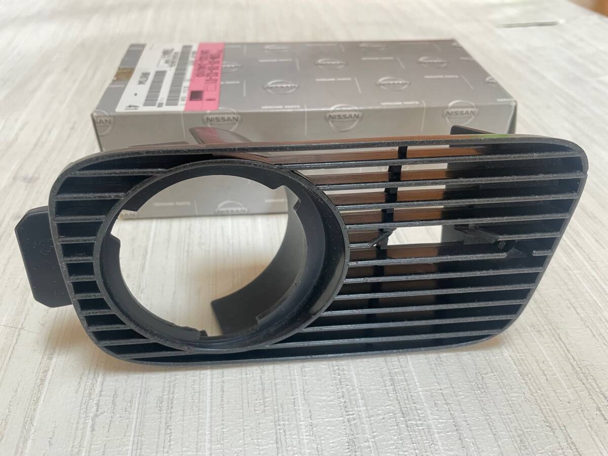 【実動外し】R33 スカイラインGT-R用 日産純正 ウインカーガーニッシュ 運転席側 BCNR33 後期 26132-24U10 手元保管 即配送