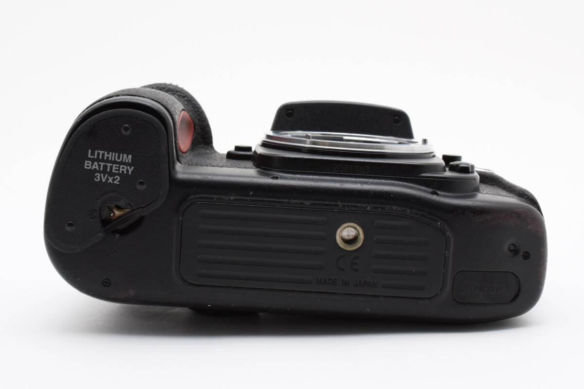 動(dòng)作品　Nikon　ニコン　F100　フィルムカメラ　ボデ?！O.424