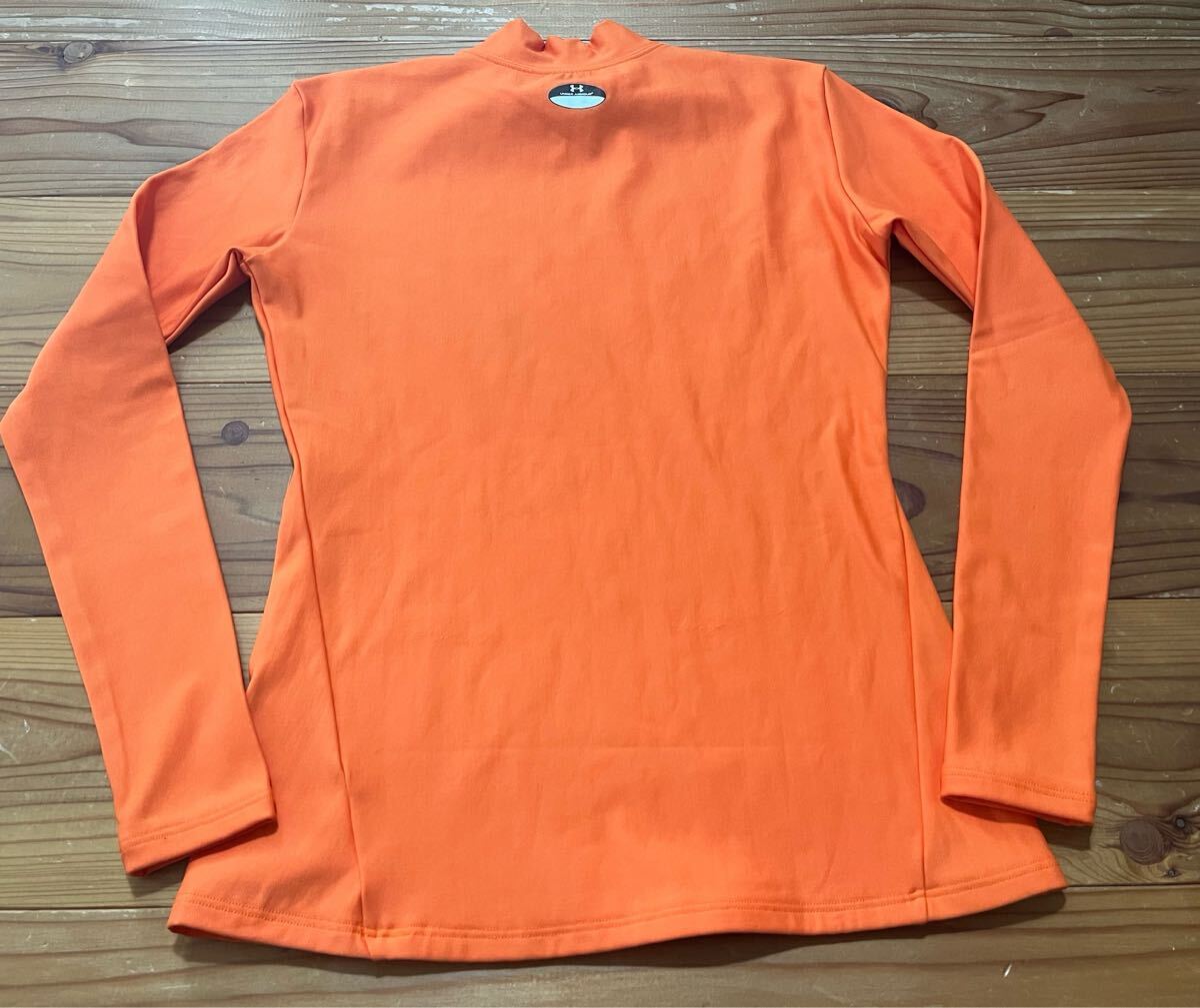 送料込み！UNDER AMOUR ハイネック 長(zhǎng)袖Tシャツ オレンジ MD アンダーアーマー ロンT GOLF ゴルフウェア アンダーシャツ Tシャツ