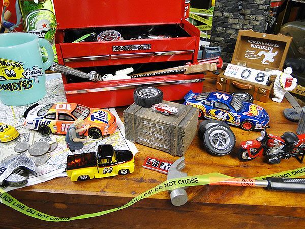 世界の名車　ピンバッジ?。?56ベルエア）　アメリカ雑貨　アメリカン雑貨