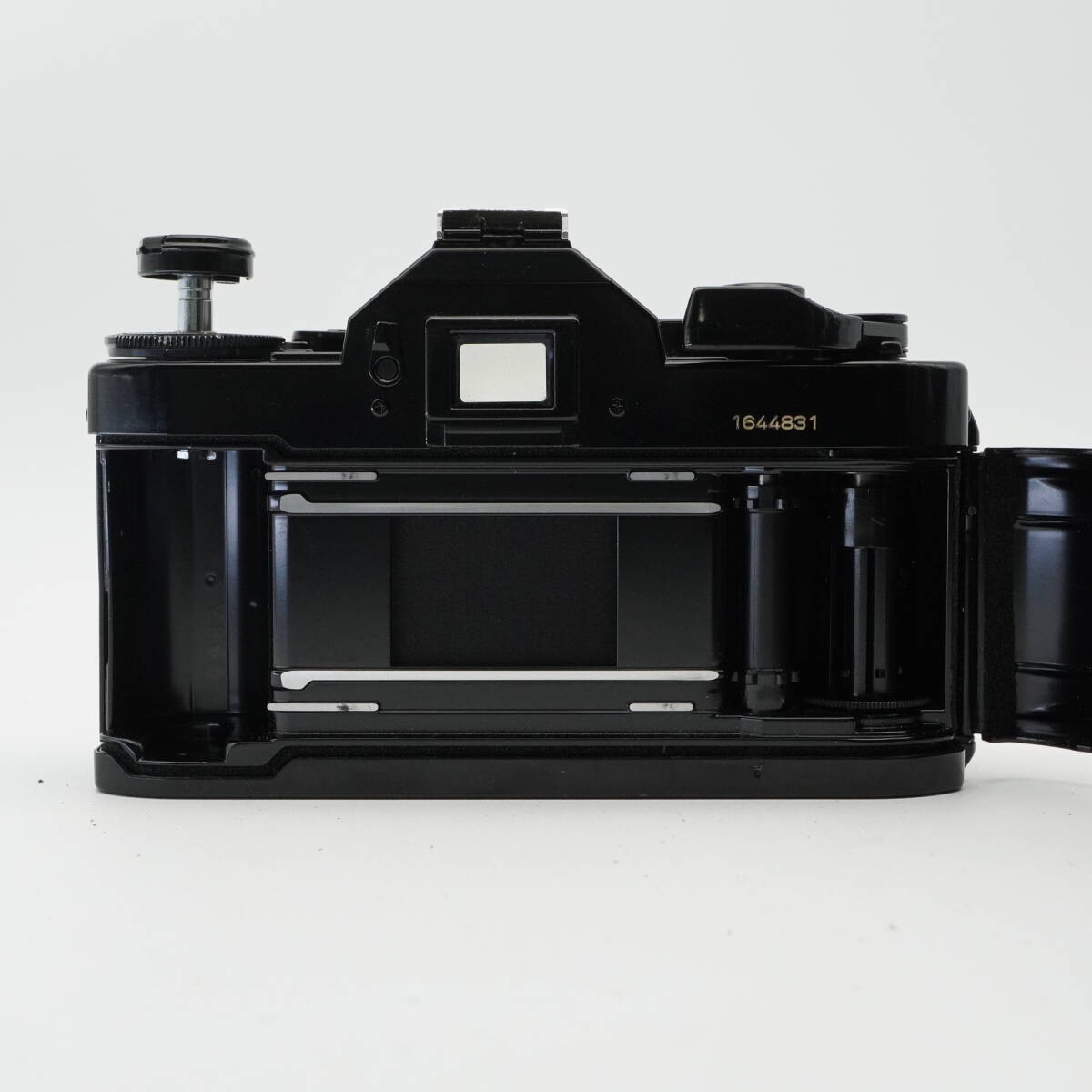 美品 Canon キヤノン A-1 (シャッターOK 露出OK) フィルム一眼レフカメラ #AA4821
