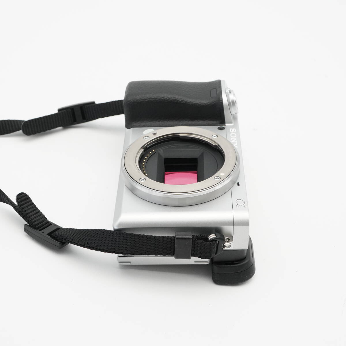  прекрасный товар SONY Sony α6400 shutter число 597 раз серебряный беззеркальный однообъективный #AA4885