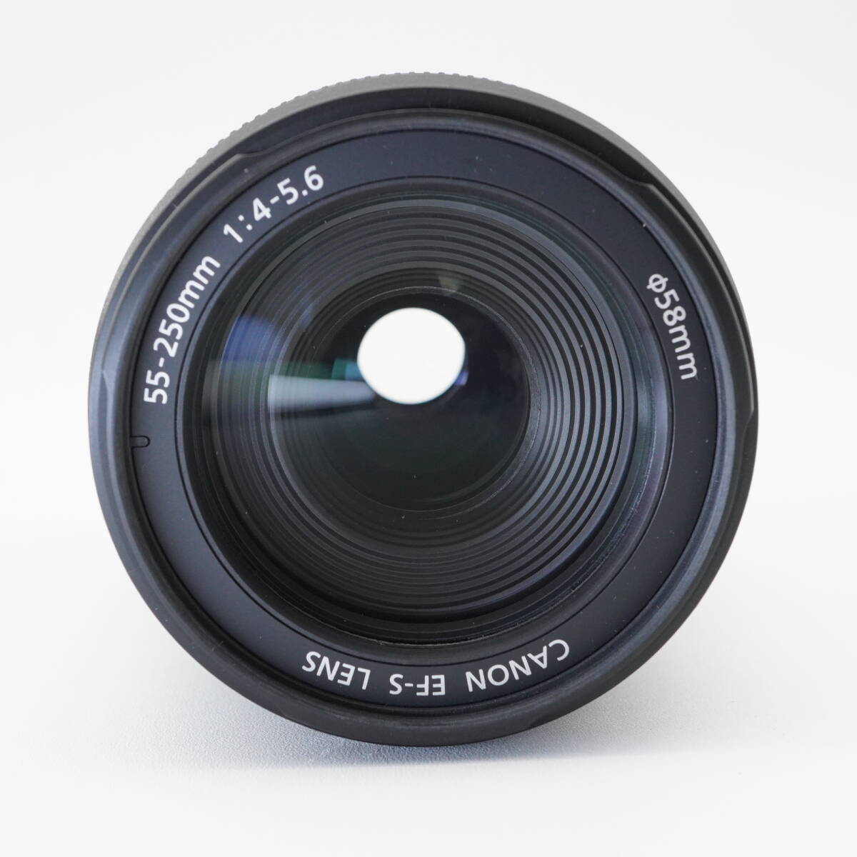 美品 CANON キヤノン EF-S 55-250mm F4-5.6 IS 望遠ズームレンズ #AA4483