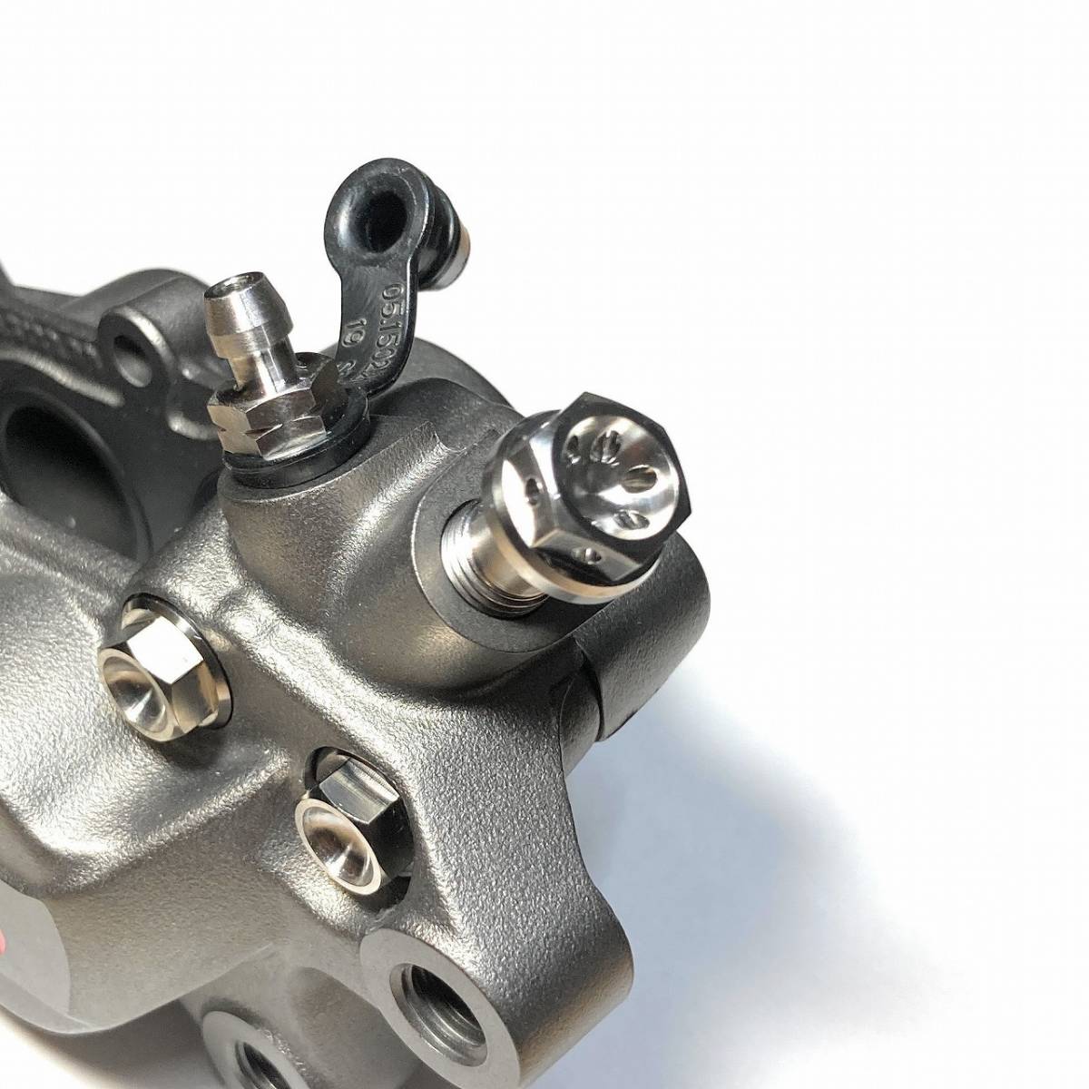 1個 64チタン M10 P1.00 バンジョーボルト ブレンボ brembo 旧カニ 新カニ 4ポット キャリパー ラジアル ビレット キャスト CB1300SF 400