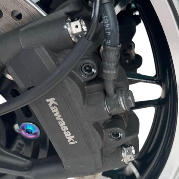 64チタン M10 カワサキ ブレーキキャリパーマウントボルト NINJA