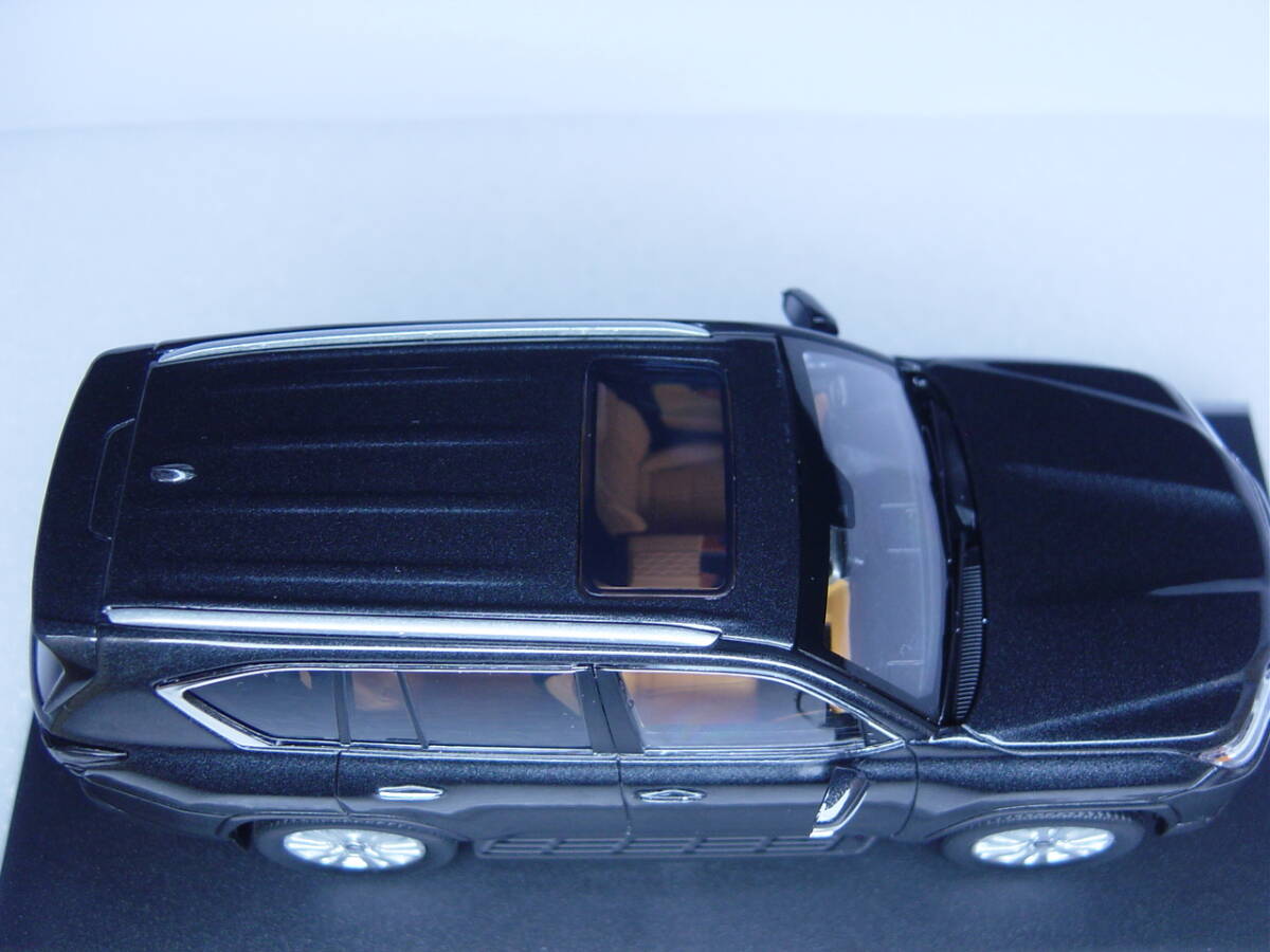 【クリアケース割れあり】京商 レクサス別注 1/43 LEXUS LX600 グラファイトブラックGF 左ハンドル 