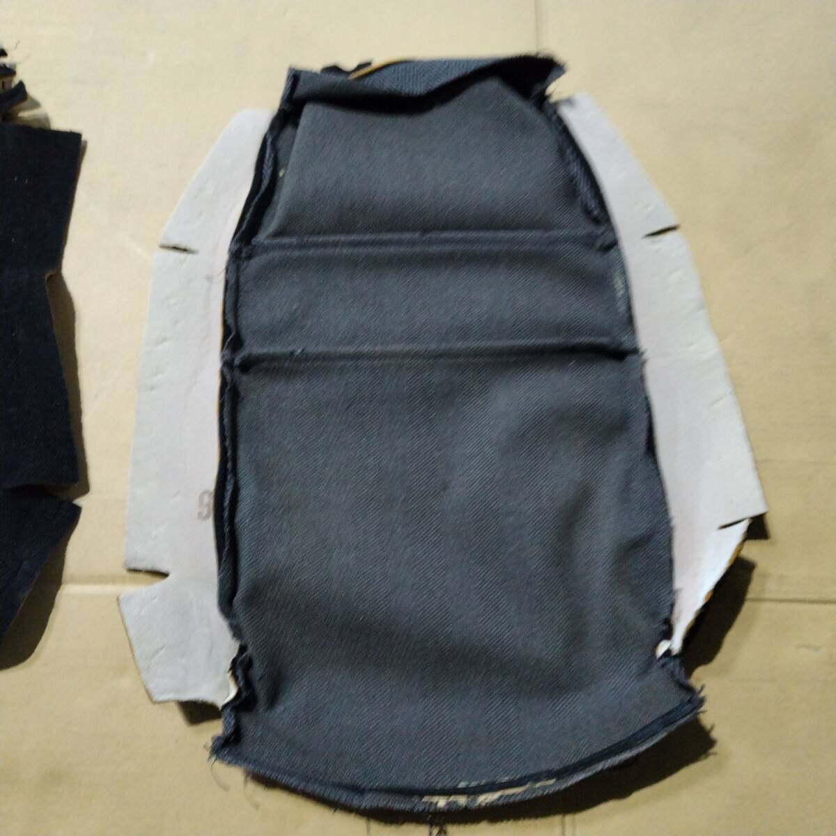 背面生地裏側(cè)