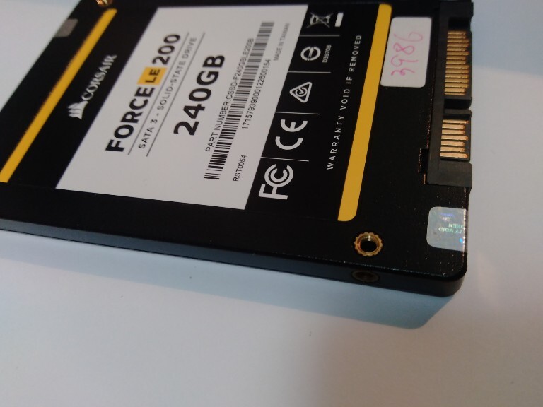 ■ SSD ■ 240GB （3986時間）　Force LE200　コルセア (CORSAIR)　米國　正常判定　送料無料