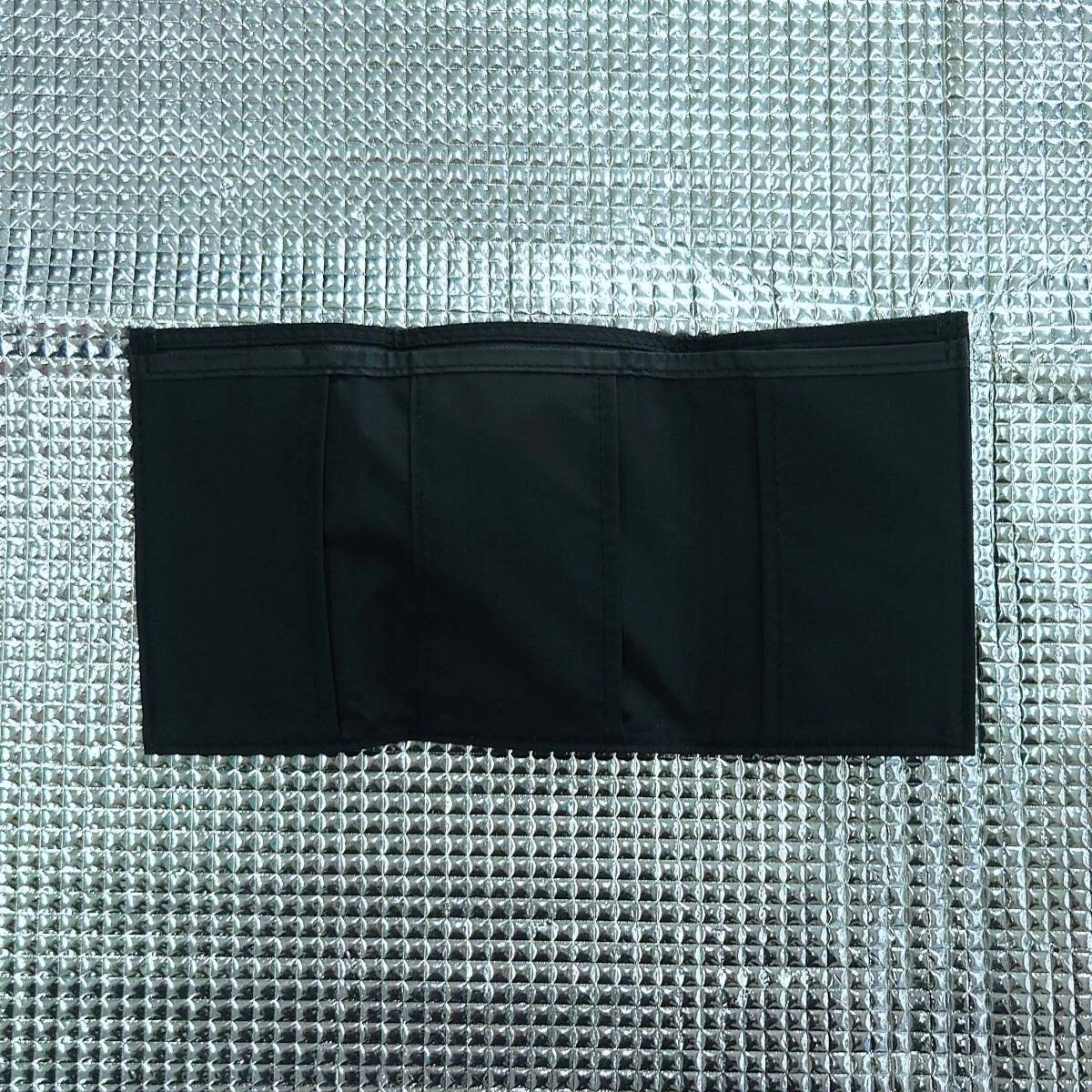 モンベル トレールワレット 內(nèi)面