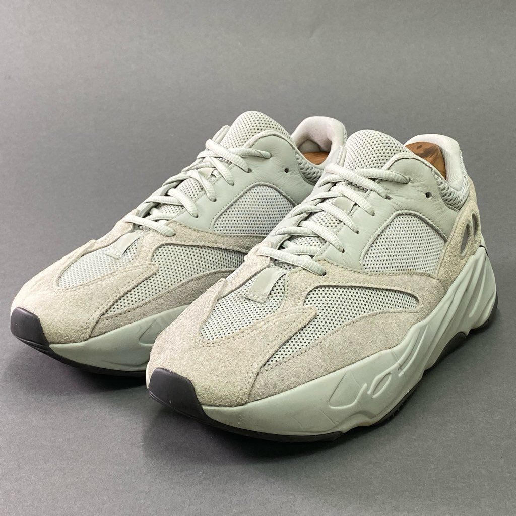YEEZY BOOST 700 "SALT" EG7487 (ソルト/ソルト/ソルト)