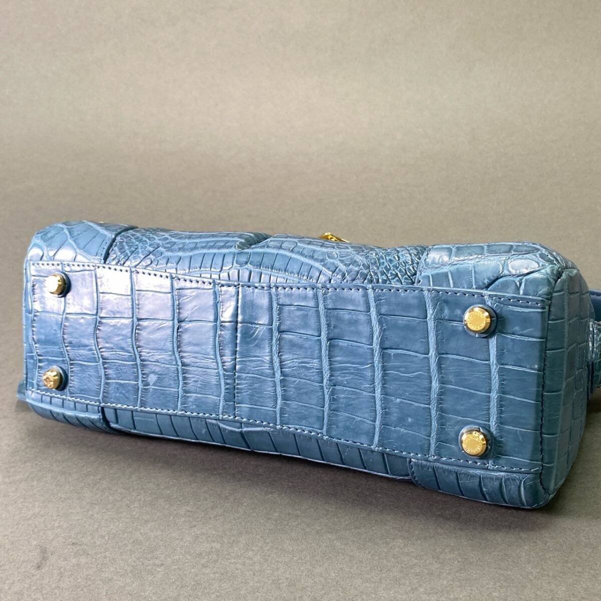 Fe18 [ превосходный товар ]LEATHER JUWELS Crystal Reptiles кожа драгоценности z крокодил 2way ручная сумочка сумка на плечо голубой 