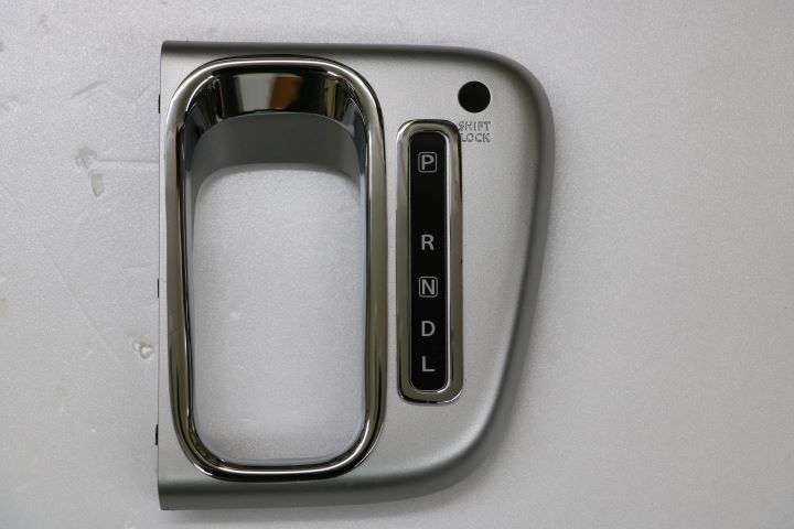【エブリィワゴン后期 DA17W　Ｒ6年3月～】シフトゲートカバー　2點(diǎn)セット(品番ワゴンスターS-146)