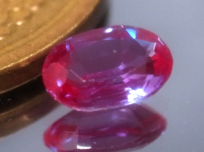 0.52ct 新品?超希少?天然と同じクリソベル素材の合成アレキサンドライト