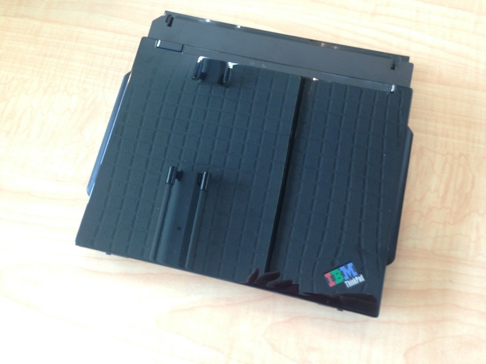 希少 ThinkPad s30 2639-RAJ ミラージュブラック 無線LAN 純正付屬品付屬