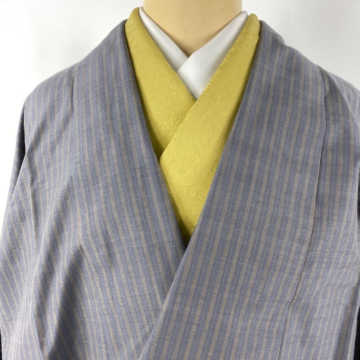 道中著 身丈102.5cm 裄丈67cm M 和裝コート 結城紬地 証紙 縦縞 灰色 正絹 美品 逸品 【中古】