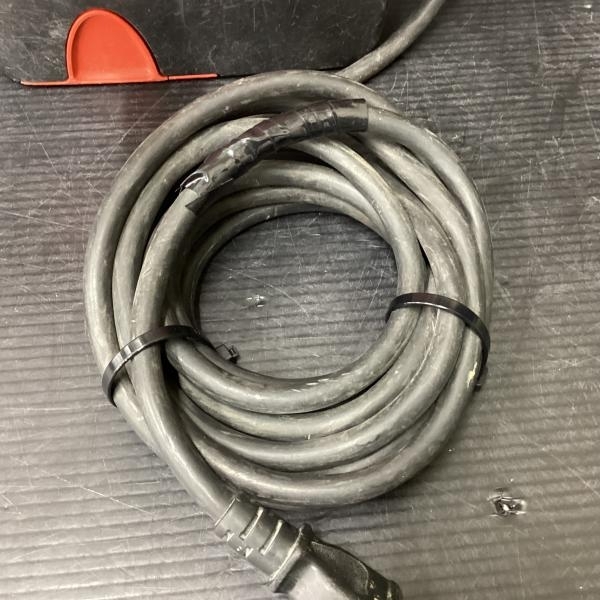 HILTI TE6-C ハンマドリル集じん裝置付（コード補修あり）
