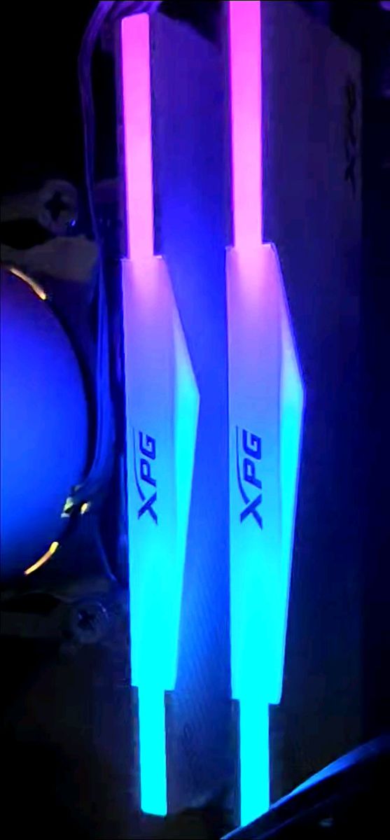 A-DATA XPG AX5U6000C3016G-DCLARWH-DP DDR5 32GB(16GBx2)
