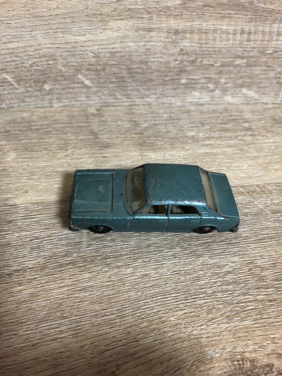 ◎ ミニカー　イギリス製　MATCHBOX SERIES N°53 FORD ZODIAC MK.IV MADE IN ENGLAND BY LESNEY 傷汚れあり　長期保管品_画像1