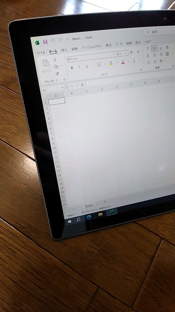 【中古品】Surface pro 4 1724 メモリ4G 保存容量128GB