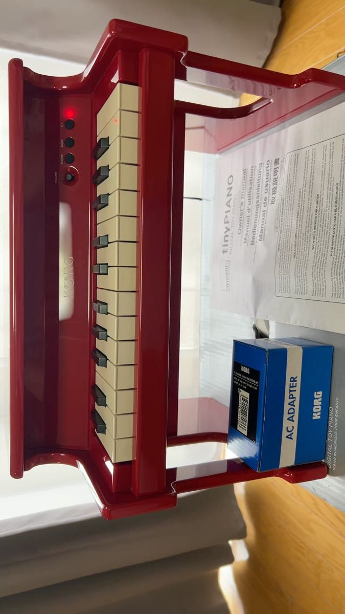 KORG tinyPIANO デジタル トイピアノ レッド ACアダプター付き 動作確認済みです。