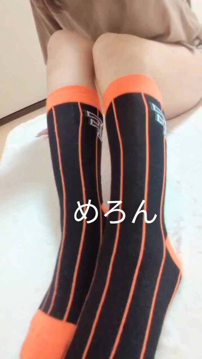 靴下 ハイソックス 黒オレンジ ロゴ入り