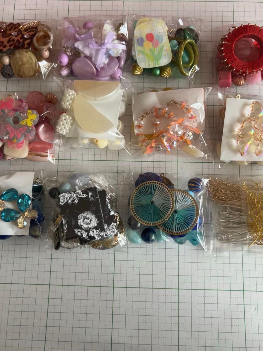 アクセサリーパーツまとめ売り