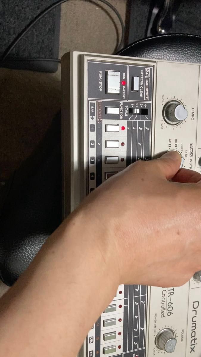Roland TR-606 Drumatix リズムマシン