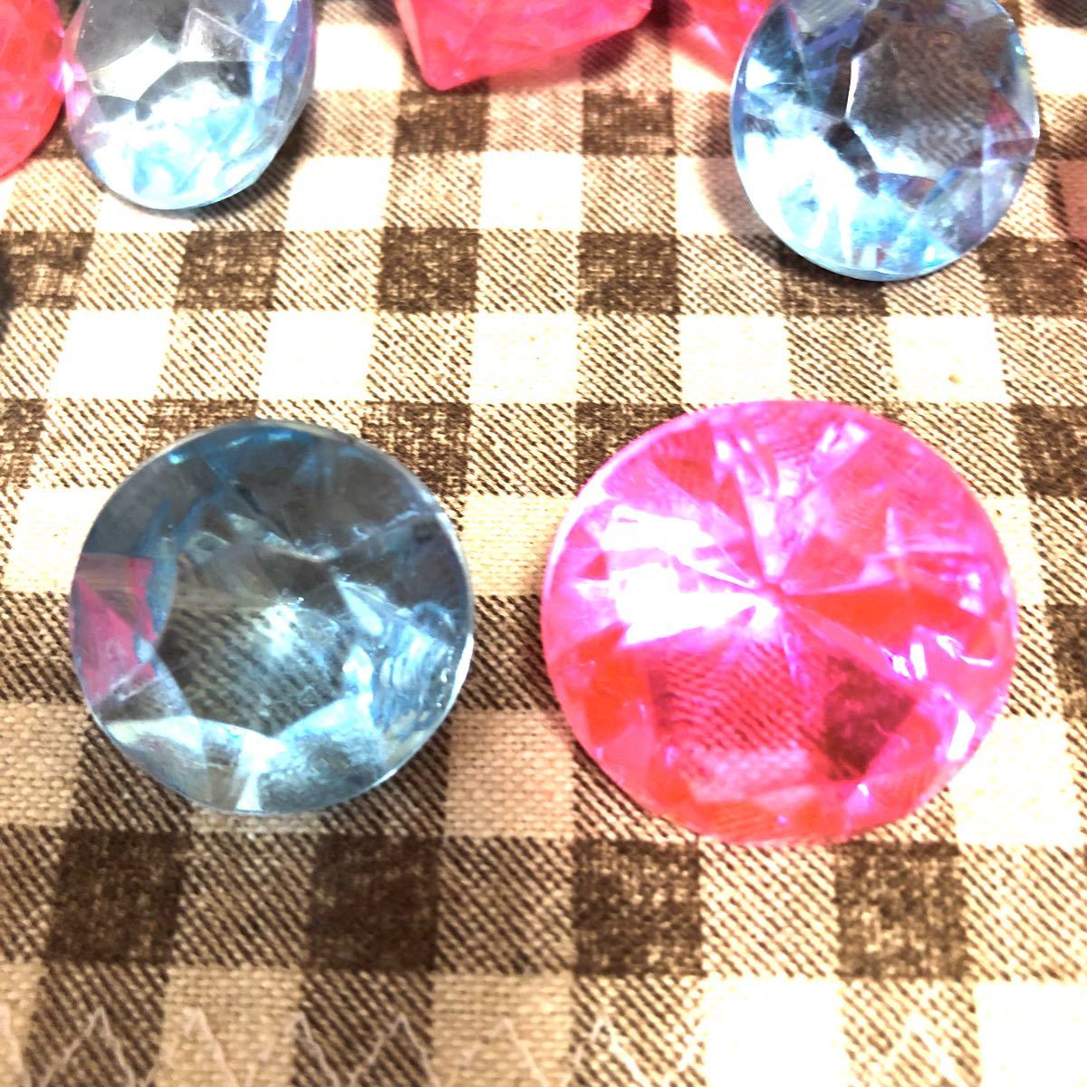 Paypayフリマ ダイヤカット プラスチックパーツ ピンク 水色 個セット 宝石玩具 オブジェ Paypayフリマ ダイヤカット プラスチックパーツ ピンク 水色 個セット 宝石玩具 オブジェ