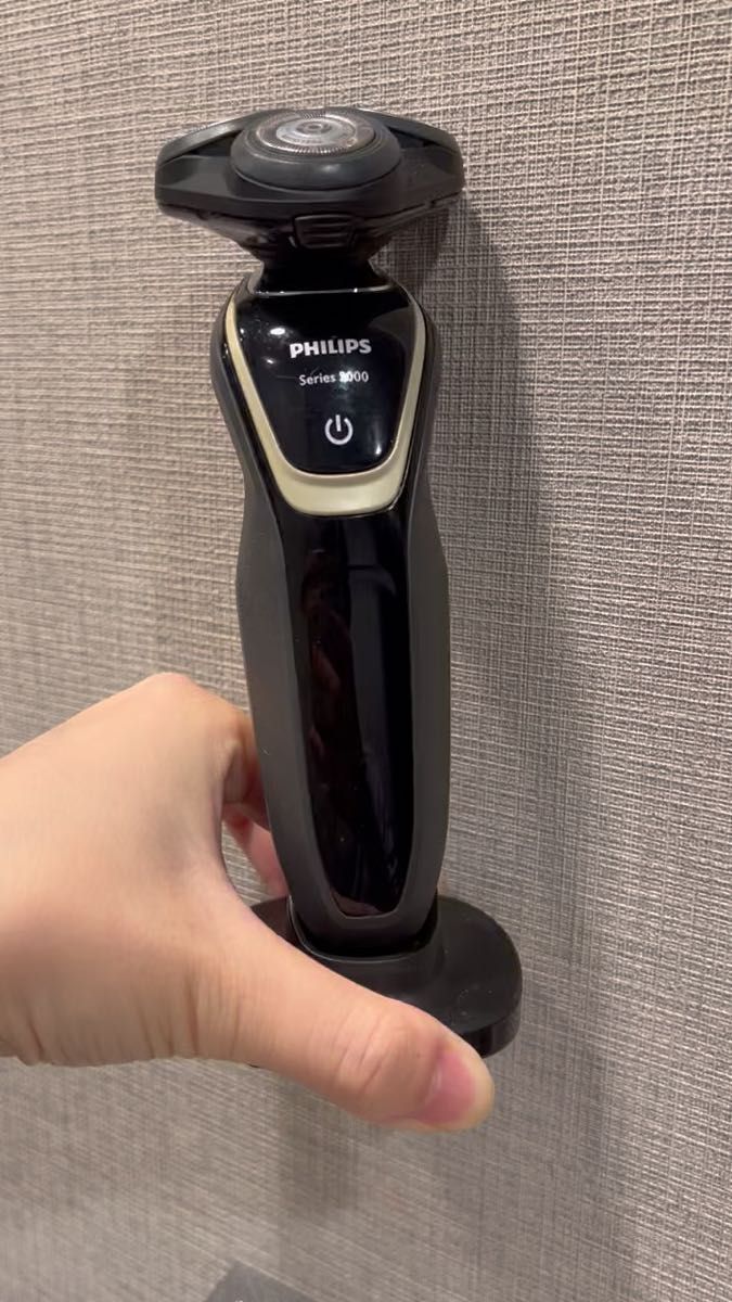 フィリップス PHILIPS 電気シェーバー 電動シェーバー 髭剃り series5000 メンズシェーバー s5212