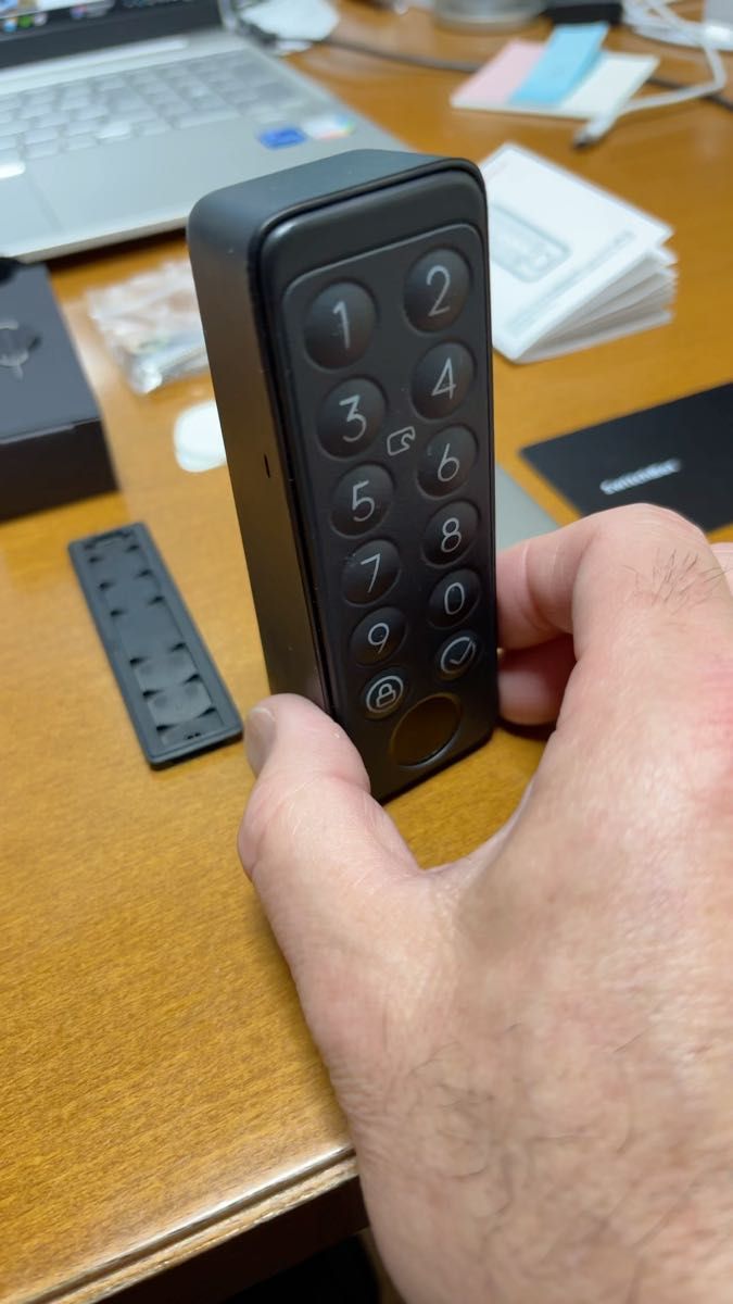 SwitchBot 指紋認証パッド スマートロック