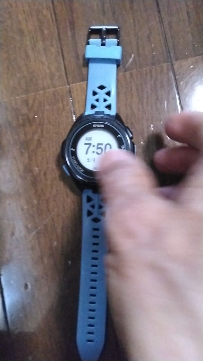EPSON WristableGPS J-300